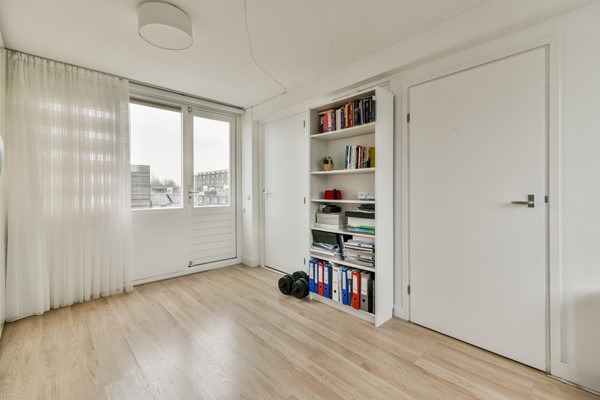 Medium property photo - Knokkestraat 1, 1066 WK Amsterdam